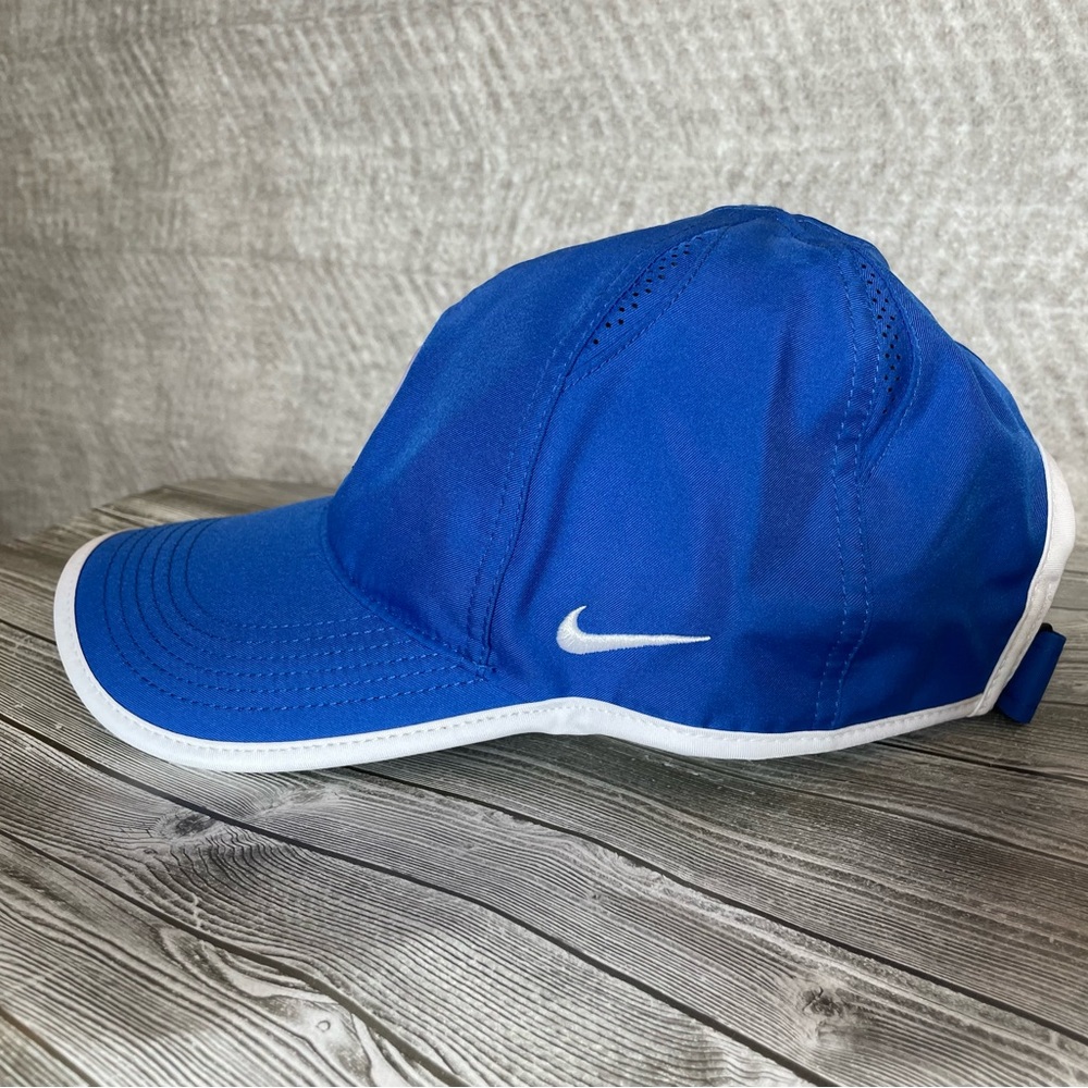 Duke Blue Devils Nike hat - Picture 2 of 3